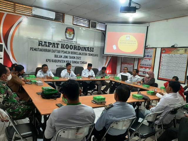 Bawaslu Kab. Hulu Sungai Tengah Hadiri Rapat Koordinasi Pemutakhiran DPB Triwulan II